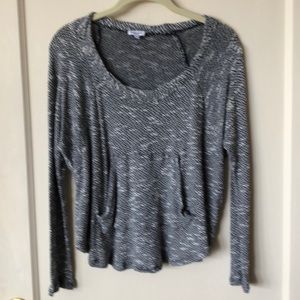 Splendid navy/white stretch w/pocket top